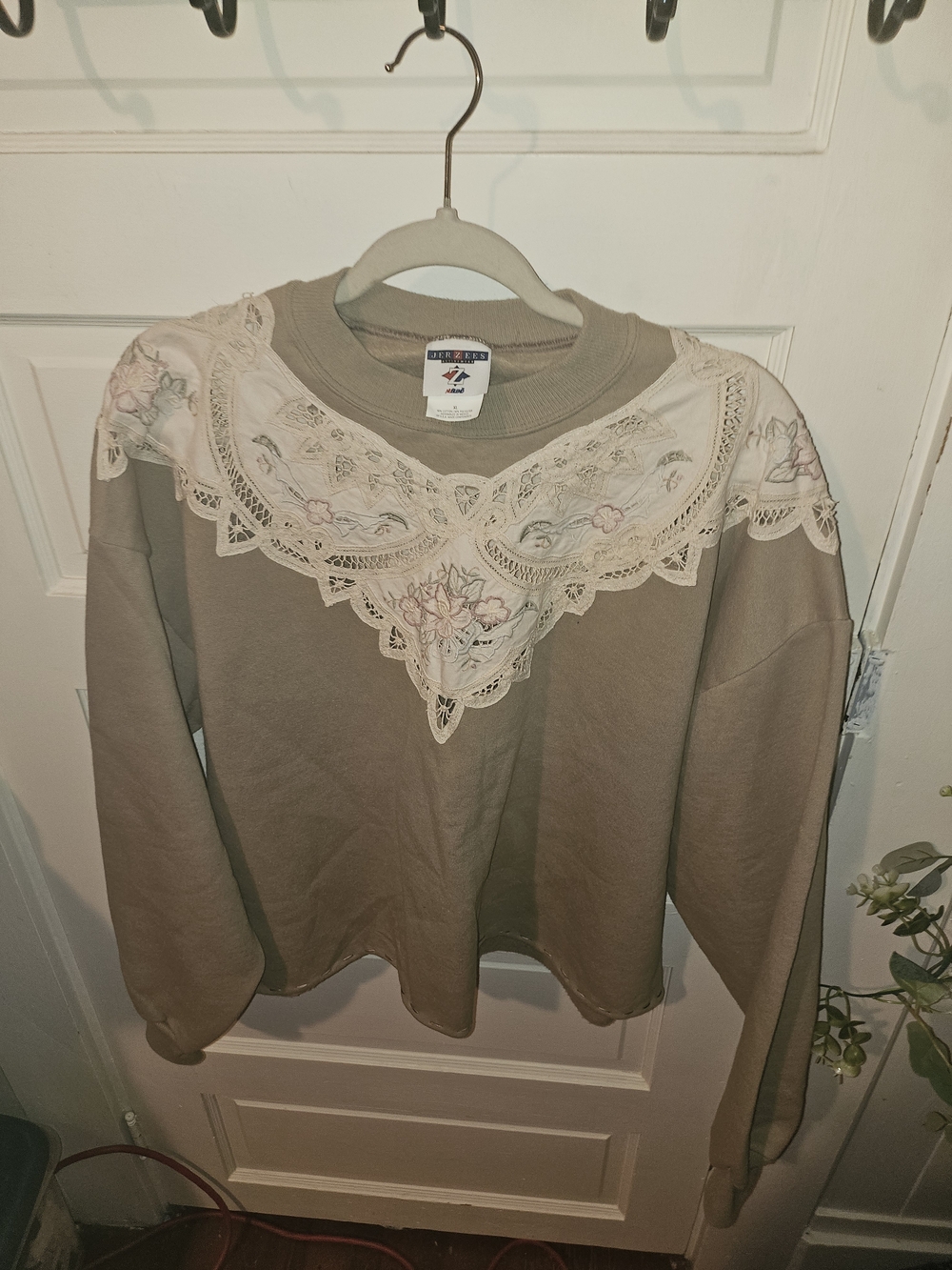 Jerzees Taupe Sweatshirt with Cream Lace Custom Made Cotrafe Core Vibes - Picture 7 of 12